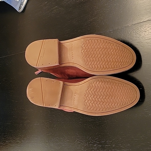 Cole Haan Grand Rinoa Back Zip Suede Booties, Size 7.5 - Picture 5 of 8